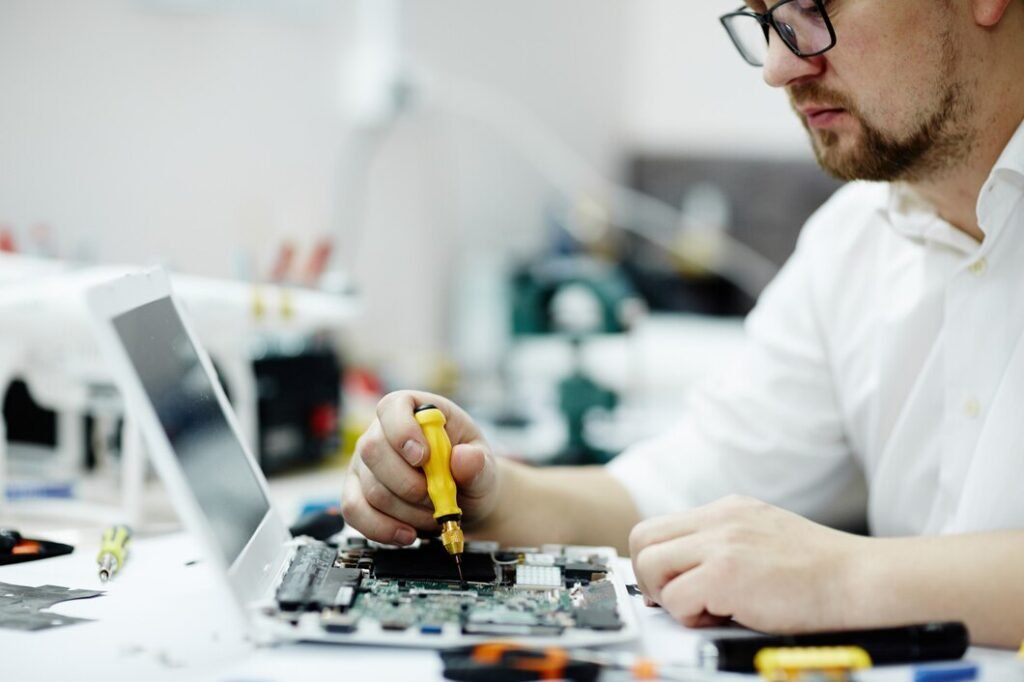 Electronics Repair & Services In Jogeshwari